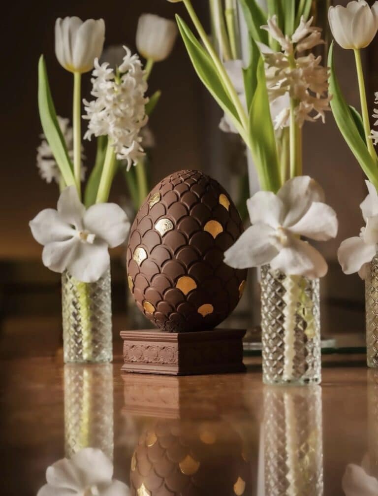 Œuf signature en chocolat